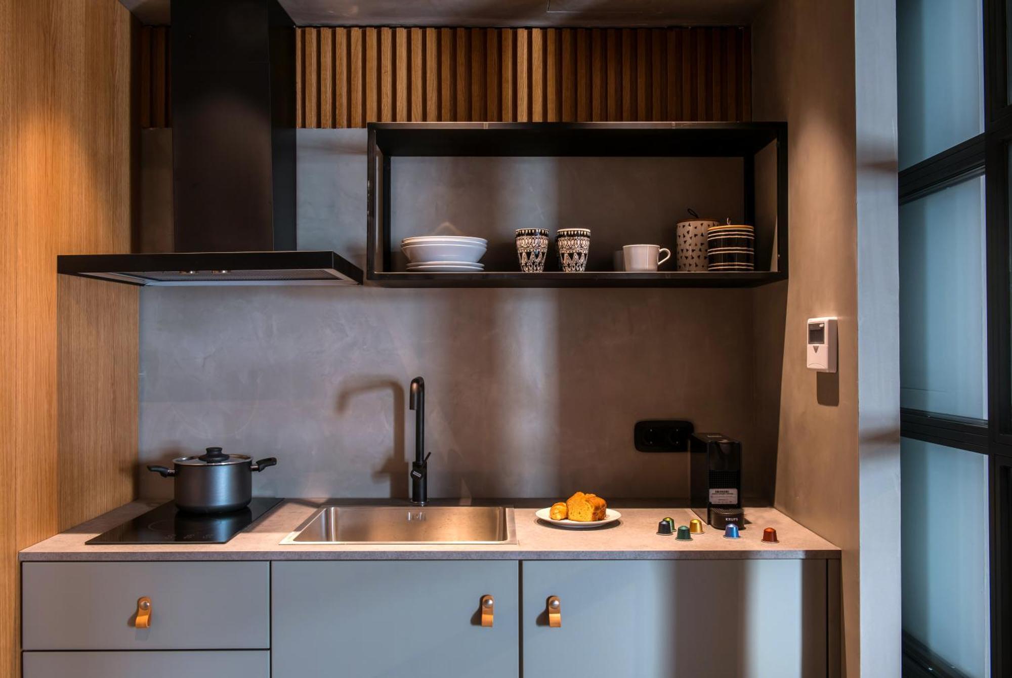 King'S Blue, Urban Suites Ираклион Экстерьер фото