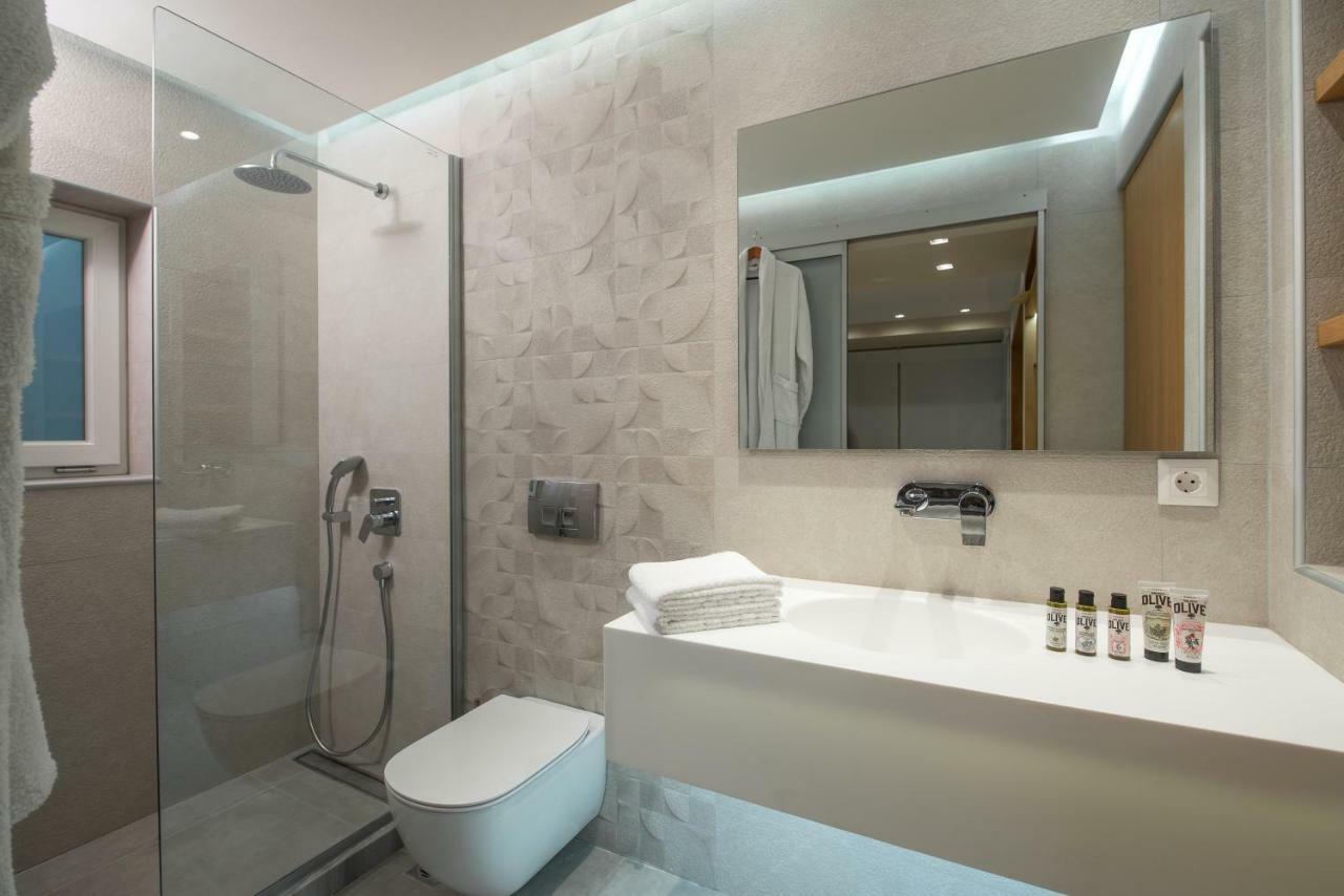 King'S Blue, Urban Suites Ираклион Экстерьер фото